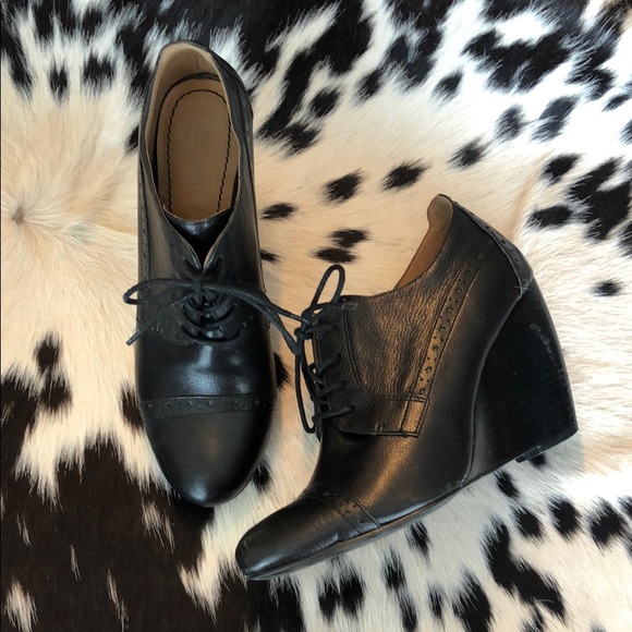 Nine West Shoes - Nine West black Oxford Wedge